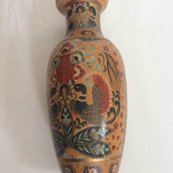 Vintage Chinese ceramic vase hand painted 9 7/8" tall birds flowers - Picture 3 of 8